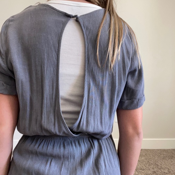 GREY JUMPSUIT WITH V NECK - Picture 9 of 10